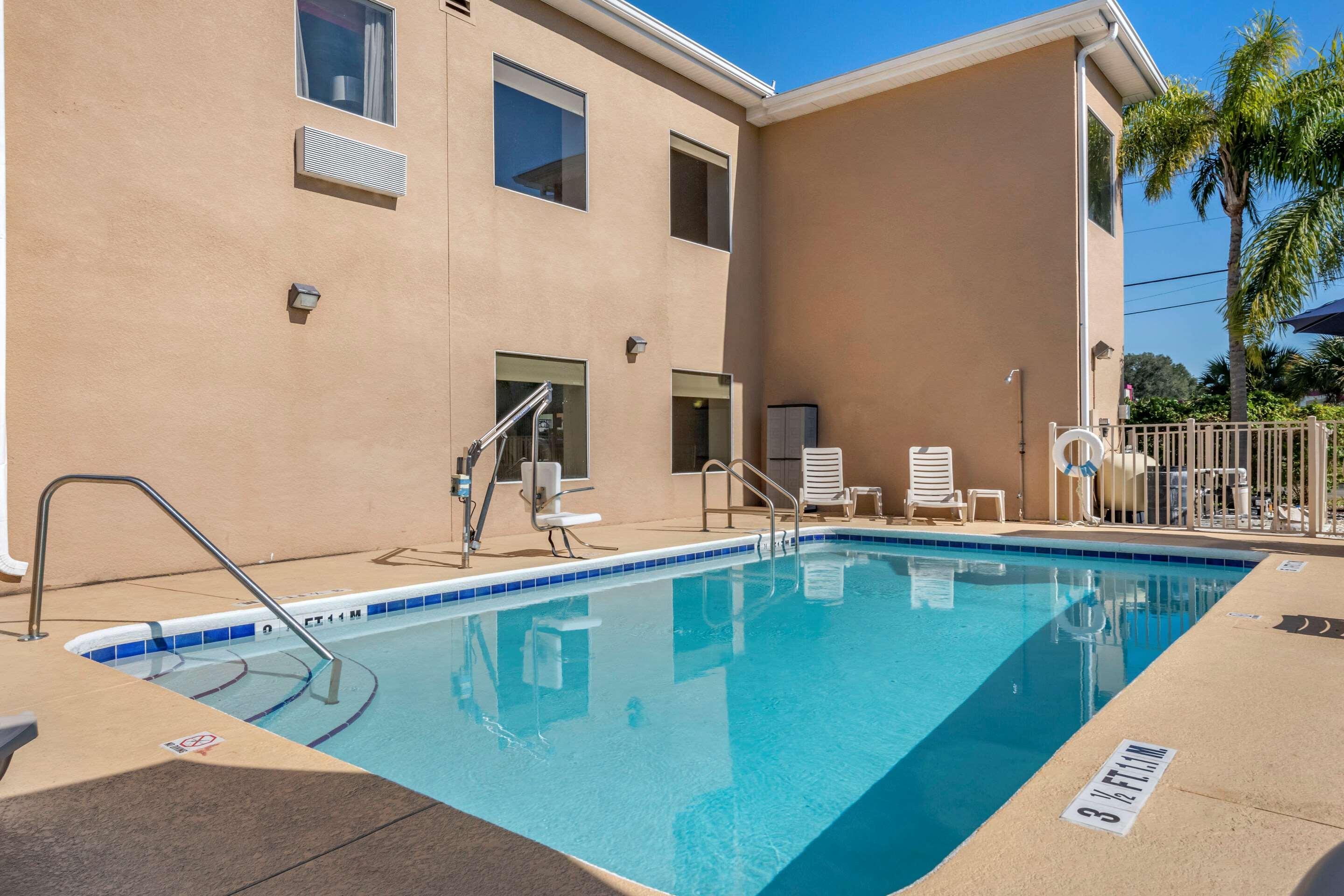 Quality Inn Zephyrhills-Dade City Zewnętrze zdjęcie