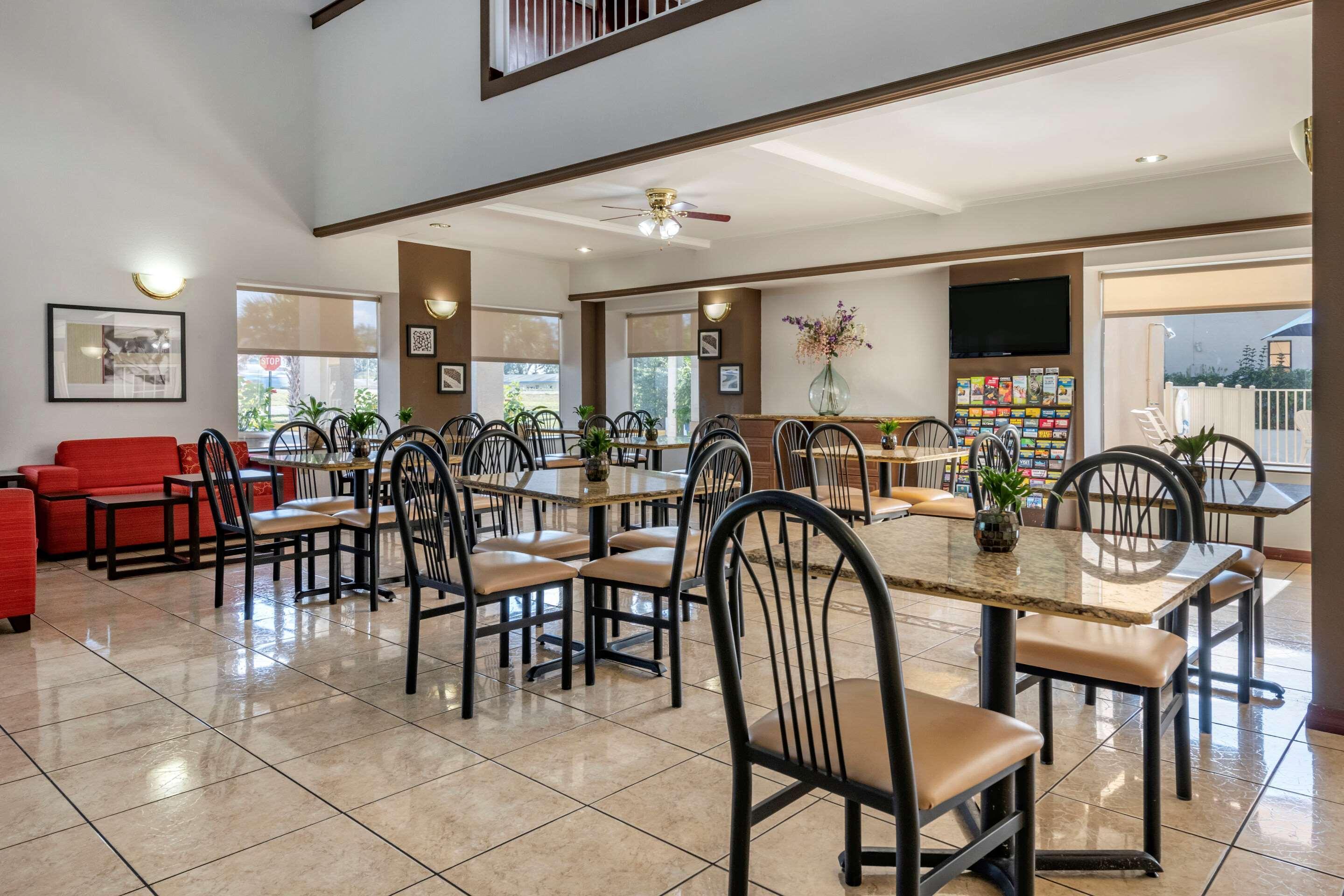 Quality Inn Zephyrhills-Dade City Zewnętrze zdjęcie